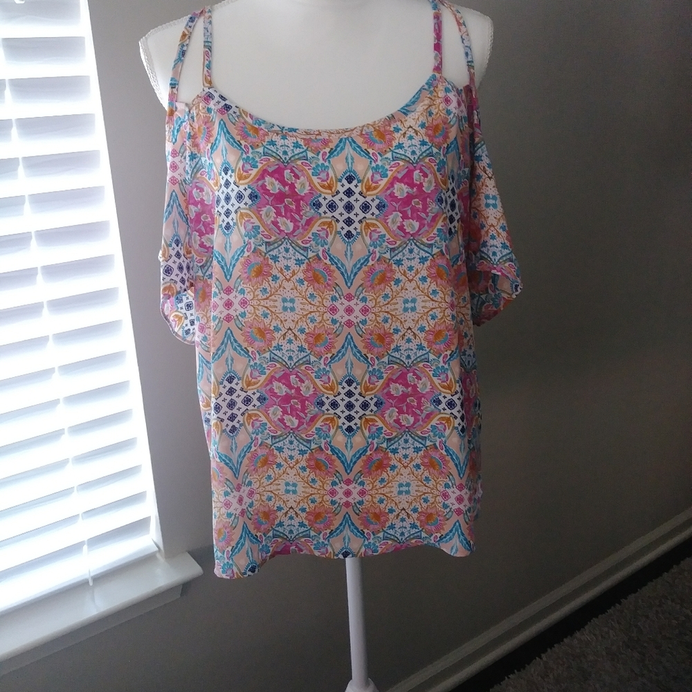 Pink Rose Cold Shoulder top Nwot